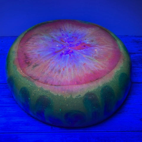 Inverse Rainbow Bowl Bottom Under Blacklight